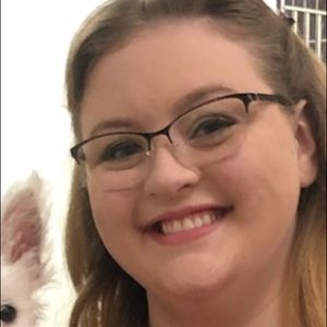 Meet your Posher, Tabitha